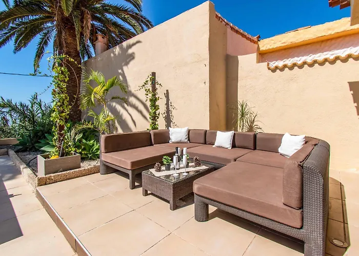 Isabel Sol Вілла *