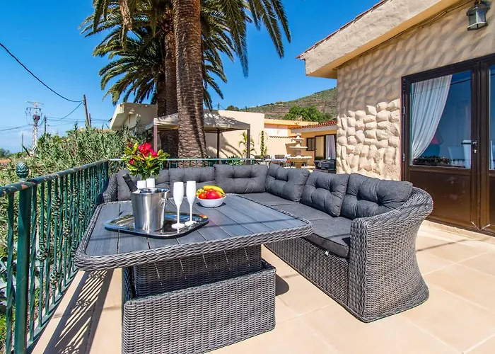 Isabel Sol * Адехе