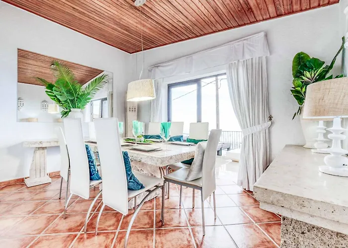 Isabel Sol Адехе